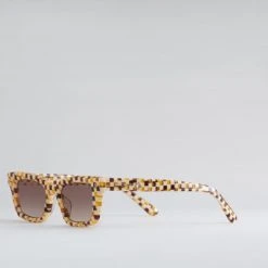 Machete Ruby - Sunglasses In Tortoise Checker Checker Mania 6 Machete Ruby - Sunglasses In Tortoise Checker Checker Mania