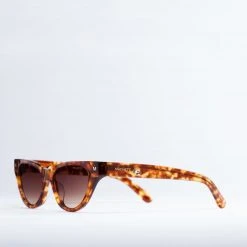 Machete Eyewear Suzy Sunglasses In Mod Tortoise 6 Machete Eyewear Suzy Sunglasses In Mod Tortoise